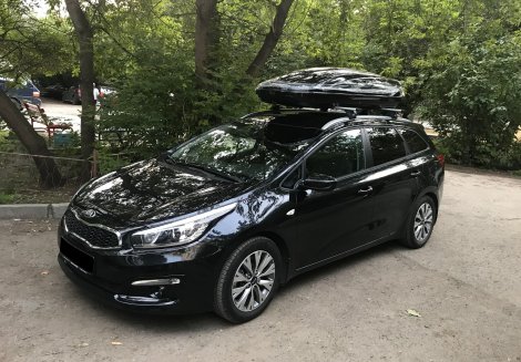 Багажник Thule WingBar Evo на аэродинамических дугах для Kia Ceed универсал (2012-2018)