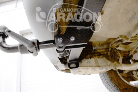 Съёмный фаркоп Aragon для Jeep Grand Cherokee (2010-2013)