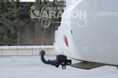 Съемный фаркоп Aragon для Nissan Pathfinder (2004-2014)