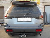 Фиксированный фаркоп Leader Plus M107-F для Mitsubishi Pajero Sport (1998-2008)