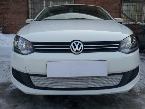 Защитная сетка радиатора ProtectGrille для Volkswagen Polo седан (2010-2015 Хром)