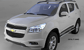 Пороги алюминиевые (Emerald Black) для Chevrolet TrailBlazer (2012-н.в.)