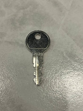 Ключ №2028 нового образца для автобоксов Koffer
