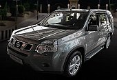 Пороги алюминиевые (Sapphire Silver) для Nissan X-Trail