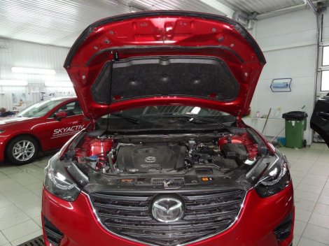 Газовый упор (амортизатор) капота A-ENGINEERING для Mazda CX-5 (2011-2017)