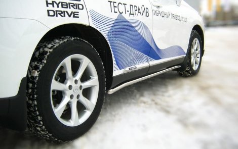 Пороги труба D42 "RUSSTAL" для Lexus RX270