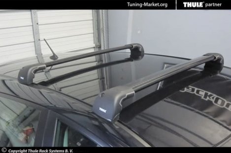 Багажник Thule WingBar Edge Black на интегрированных дугах для Mazda 3 5-дв хетчбэк (2003-2013)