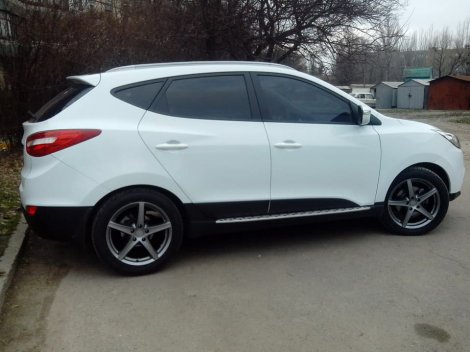 Пороги BMW style интегрированные для Hyundai ix35