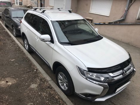Багажник Amos Boss Aero Alfa на крыловидных дугах для Mitsubishi Outlander (2013-2022)