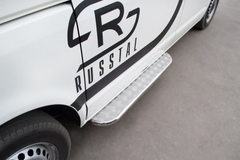 Пороги Russtal - труба 42 мм с площадкой из алюминия для Volkswagen Transporter