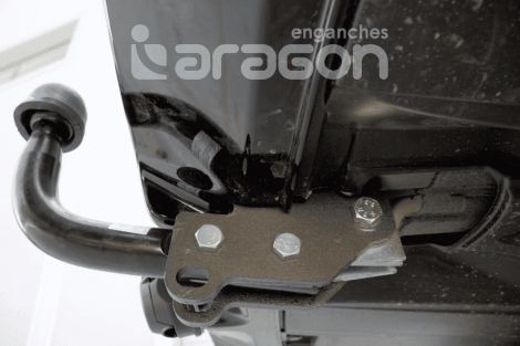 Фиксированый фаркоп Aragon для Honda Civic IX хэтчбек