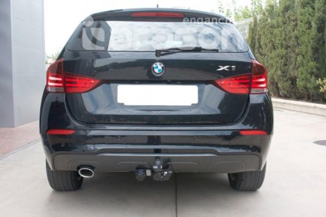 Съемный фаркоп Aragon для BMW X1 (E84)