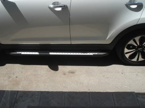 Пороги алюминиевые (Sapphire Silver) для Kia Sportage