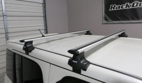 Багажник Thule WingBar на аэродинамических дугах для Nissan Cube