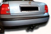 Фиксированный фаркоп Leader Plus V115-A для Volkswagen Passat седан (2000-2005)
