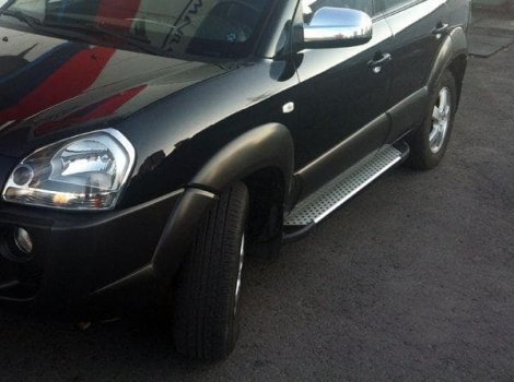 Пороги алюминиевые (Sapphire Silver) для Hyundai Tucson
