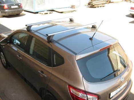 Багажник LUX на аэродинамических дугах для Nissan Qashqai (2006-2013)