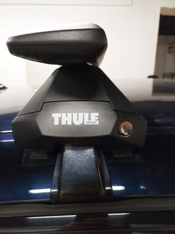 Багажник Thule WingBar Evo Black на аэродинамических дугах для BMW X4 (F26)