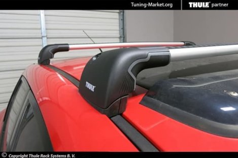 Багажник Thule WingBar Edge на интегрированных дугах для Mazda 3 5-дв хетчбэк (2003-2013)