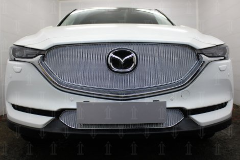 Защитная сетка радиатора ProtectGrille Premium верхняя для Mazda CX-5 (2017-н.в.) хром