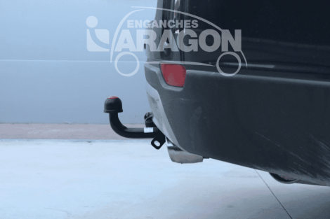 Фиксированный фаркоп Aragon для Chevrolet Captiva (2006-2013)