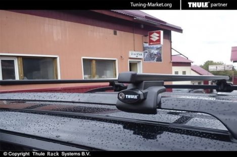 Багажник Thule SquareBar Evo на стальных дугах для Toyota RAV 4 (2005-2012)